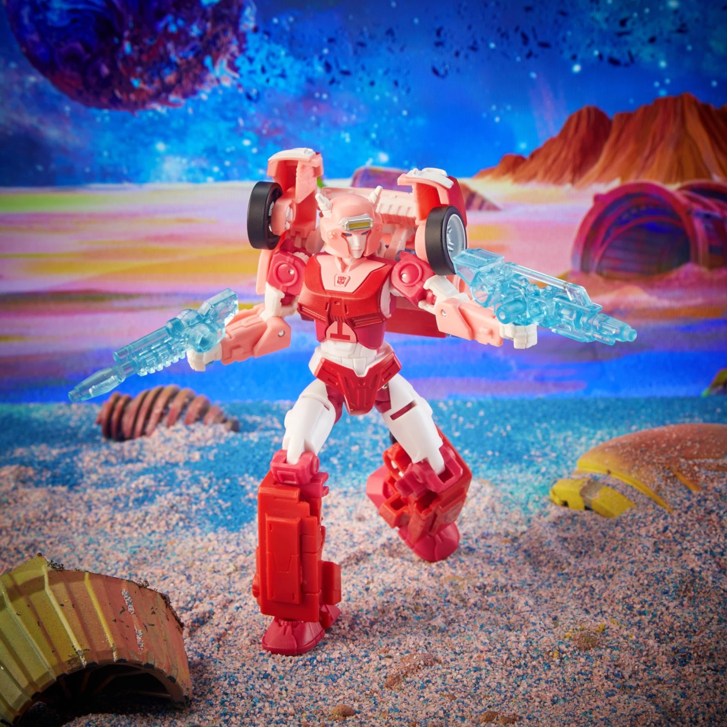 Hasbro Transformers Generations Legacy Deluxe Action Figure - Elita 1 5 Hasbro Transformers Generations Legacy Deluxe Action Figure - Elita 1 - Image 5
