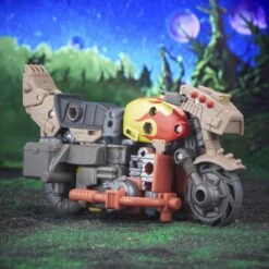 Hasbro Transformers Generations Legacy Deluxe Class Action Figure - Crashbar -Deals Action Figures Store f7195 dio tra gen legacy dlx junkion1 0008 online 2000sq